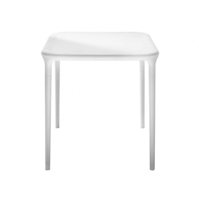 Magis - Air Table Tisch - weiß/BxHxT 65x69.5x65cm/für Innen- und Außenbereich geeignet von Magis