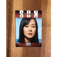 Lost Recycled Trading Card Kühlschrankmagnet von MagnetShoppeAB