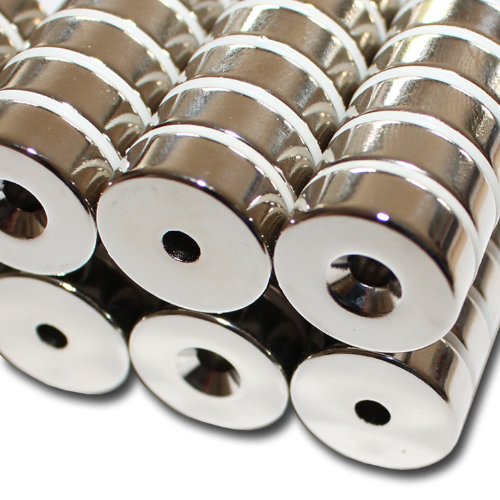Magnethandel I 20 Stück Neodym Ringmagnete Ø 20 x Ø 4,2 x 7 mm Süd mit Bohrung und Senkung Starke Scheibenmagnete mit Bohrung Supermagnete Haftkraft 10,5kg Ringmagnete zum Verschrauben von Magnethandel