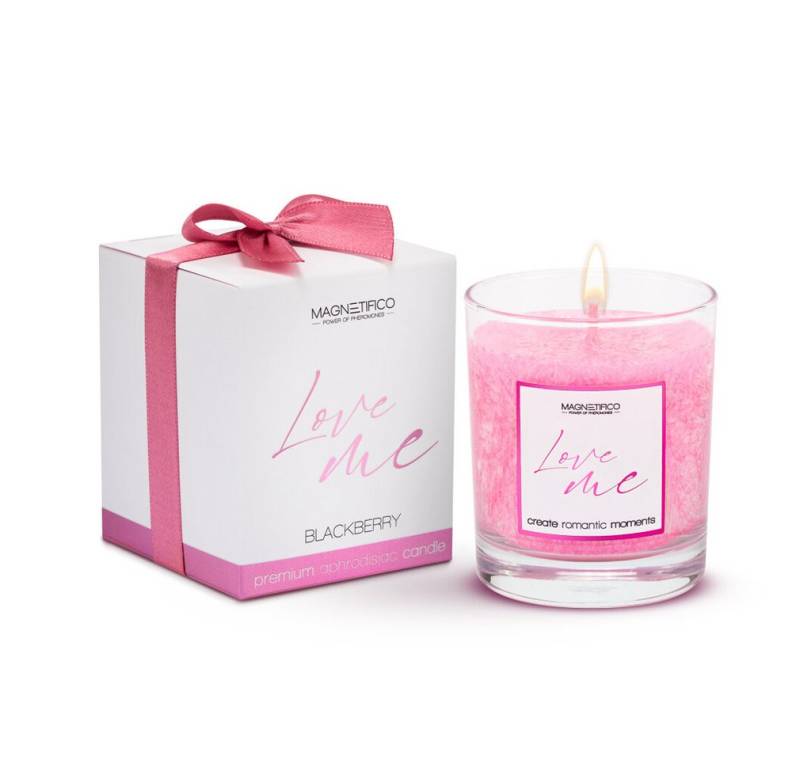 Magnetifico Duftkerze Duftkerze Love me Blackberry (Duftkerze) 125 g von Magnetifico