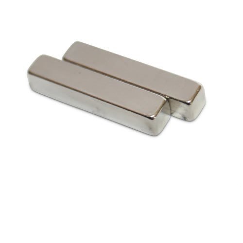 5 x Quadermagnet / Magnetquader 25 x 5 x 5mm Neodym N42, Nickel - 4kg - starker Powermagnet/Supermagnet/Permanentmagnet mit extremer Haftkraft, für Kühlschrank, Magnet Glasboards, Magnettafel, Pinnwand, Whiteboard von Magnosphere