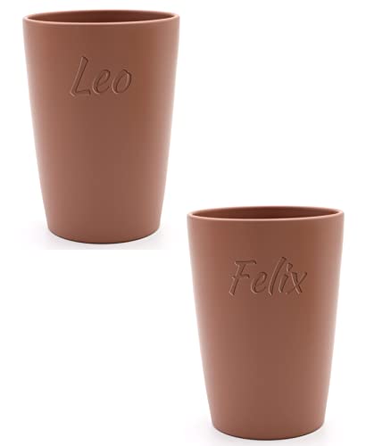 Magu 2 Personalisierte Becher aus Biopolymer (100% Erdölfrei) mit Namen | 2er Set Trinkbecher + Individuelle Namensgravur Zahnputzbecher Natur Design 2 Stück terra von Magu