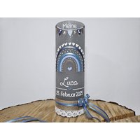 Taufkerze Luca Taufe Jungen Kerze Hellblau Dunkelblau Blau Vintage Rustik Boho Regenbogen von Maifeldkerzen