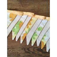 Vintage Stoff Wimpelkette in Gelb & Orange Vintage Stoff Wimpelkette in Gelb & Orange von MainStreetOrchards