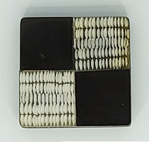 1 Black Dam Magnet & Mutter -of -pearl 1 Black Dam Magnet & Mutter -of -pearl von Maisange