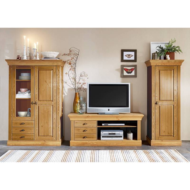 home24 TV-Lowboard Front & Korpus: Massivholz Kiefer, gebeizt & geölt Rückwand: Spanplatte Griffe: Metall, brüniert Braun/Kiefer Laugenfarbig 143 x 59 home24 TV-Lowboard Front & Korpus: Massivholz Kiefer, gebeizt & geölt Rückwand: Spanplatte Griffe: Metall, brüniert Braun/Kiefer Laugenfarbig 143 x 59 von home24