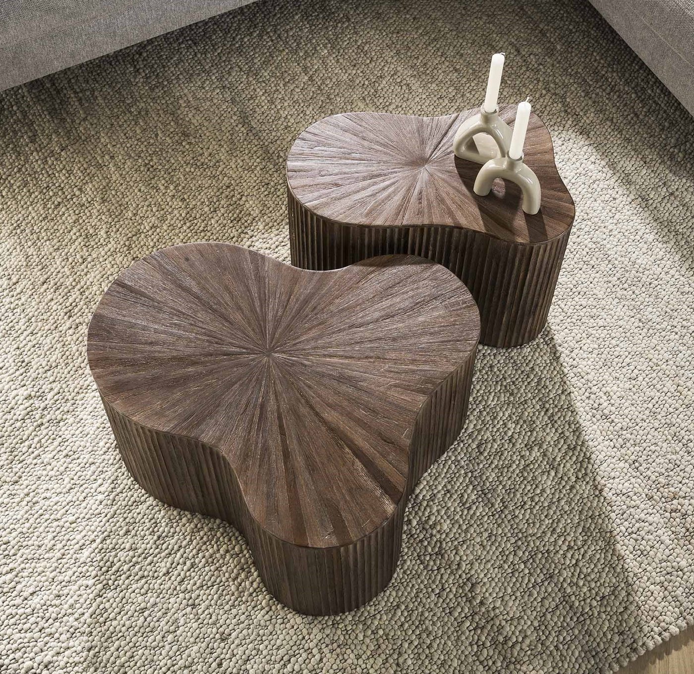 Maison ESTO Couchtisch 2er-Couchtisch MOJO CHAM Teakholz, dunkelbraun organische Form (2er-Set), Wellenförmiges Gestell von Maison ESTO