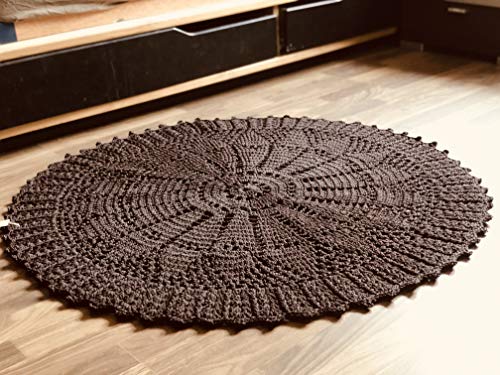 Maison Zoe Schwerer runder Häkelteppich braun ø100 bis 110cm - 100% Handgemacht - einfarbig - Teppiche von MAISON ZOE HANDMADE ACCESSORIES