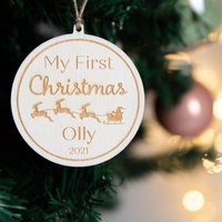 Babys Erstes Weihnachten | Personalisierte Baumschmuck Baby Geschenk 2021 Neue Babykugel Handgefertigt in Großbritannien von MaisonCreationShop