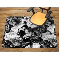 Weiß Schwarze Blumen Stuhlmatte, Büro-Vinyl-Bodenmatte, Weiße Bodenschutzmatte, Floraler Stuhlteppich von MajesticMats