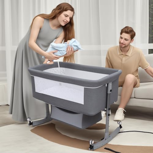 Baby Nachttisch Krippe, verstellbare Stubenwagen mit großer Krümmungswiege, tragbare Säuglingsstubenwagen mit Moskitonetz, rollenden Rädern mit Bremse, atmungsaktives Metallbett mit Aufbewahrungskorb von Makamsui