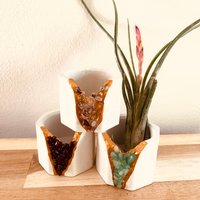 Grüner Aventurin | Garden Quarz |Granat || Kleiner Geode Luftpflanzen Blumentopf Teelicht Kerzenhalter Echtes Kristallglas von MakanaByLinoCrystal