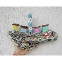 Driftwood Cottages Schlüsselhalter, Schlüsselbrett Aus Holz Für Die Wand, Holzhäuser Und Leuchtturm, Dekor Sommerhaus, Treibholz Eingangsbereich Driftwood Cottages Schlüsselhalter, Schlüsselbrett Aus Holz Für Die Wand, Holzhäuser Und Leuchtturm, Dekor Sommerhaus, Treibholz Eingangsbereich von MakanaGD