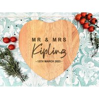 Namensgeschenk Hochzeit Liebesnamen Personalisierte Schneidebrett Valentinstag Graviert von MakeMePersonalised