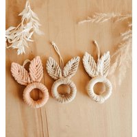Makramee Osteranhänger von MakrameeMomentByLulu