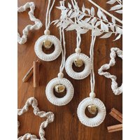 Bysuzi - Makramee Baumanhänger/Weihnachten Christmas Geschenkidee Macrame Boho Für Dein Zuhause Bysuzi - Makramee Baumanhänger/Weihnachten Christmas Geschenkidee Macrame Boho Für Dein Zuhause von Makrameebysuzi