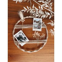 Bysuzi - Makramee Ring/Polariodbilder Mit Erinnerungen Geschenkidee Boho Baumwollgarn Trockenblumen Deko Für Zuhause von Makrameebysuzi