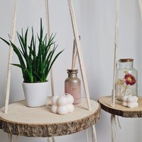 Makramee Regal/ Blumenampel Mit Baumscheibe Medium - Handmade Boho-style Homedecor von MakrameeliaShop
