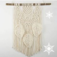 Boho Makramee Wandbehang Mit Federn Dekoration von Makrameelilifee
