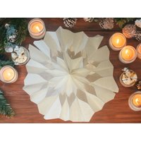 Papier Weihnachtsstern, Faltstern, Sterne Beleuchtet, Papierstern, Weihnachtsdeko, Winter, Tolle Dekoration, Fensterdeko, Adventskranz Papier Weihnachtsstern, Faltstern, Sterne Beleuchtet, Papierstern, Weihnachtsdeko, Winter, Tolle Dekoration, Fensterdeko, Adventskranz von Makrameelilifee