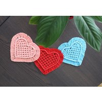 Makramee Untersetzer Herz | Herzuntersetzer Getränkeuntersetzer Geschenk Geschenkidee Muttertag Valentinstag Tischdeko Makramee Untersetzer Herz | Herzuntersetzer Getränkeuntersetzer Geschenk Geschenkidee Muttertag Valentinstag Tischdeko von MakrameeoliG