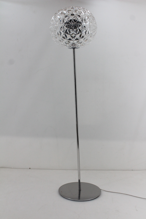 Kartell Planet Led Stehleuchte Mit Dimmer Standleuchte Stehlampe Wohnzimmerlampe B-Ware von Malindo-Dummy