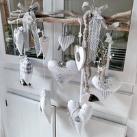 Asthänger Grau Weiß Mit Stoffherzen Retro Landhaus Asthänger Grau Weiß Mit Stoffherzen Retro Landhaus von MalwineDesign