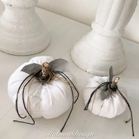 Kürbis 2Er Set Aus Leinen Weiß Landhausdeko von MalwineDesign