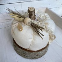 Kürbis Aus Leinen Inkl. Holzscheibe Herbstdeko Im Landhaus von MalwineDesign