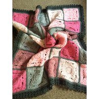 Willow Gemusterte Babydecke von MamaMayDew