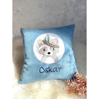 Kissen Mit Namen - Waschbär Namenskissen Personalisiert Geschenk Zur Geburt Geburtskissen Taufe Geburtstag Jungen von MamasLiebstes