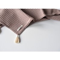 Taupe Babydecke Mit Quasten - Hellbraune Waffel Baumwolle Boho Decke Kaffee Braune Baby Neutrale Krabbeldecke Geschenk Zur Geburt von MamuConcept