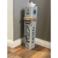 Moin Wellen Meer Wind Möwe Ankerplatz Dekosäule Poller Holz Anker Stele Dalben Gartendeko Maritim Heimathafen Moin Wellen Meer Wind Möwe Ankerplatz Dekosäule Poller Holz Anker Stele Dalben Gartendeko Maritim Heimathafen von Manapal