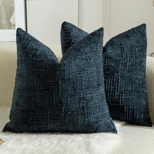 Mandioo 2er Set Chenille Kissenbezug Dekorativer Kissenbezüge Gemütlicher weichen Kissenhülle Sofakissen Dekokissen Couchkissen Zierkissenbezug Schlafzimmer Wohnzimmer 60x60 cm Dunkelblau Mandioo 2er Set Chenille Kissenbezug Dekorativer Kissenbezüge Gemütlicher weichen Kissenhülle Sofakissen Dekokissen Couchkissen Zierkissenbezug Schlafzimmer Wohnzimmer 60x60 cm Dunkelblau von Mandioo