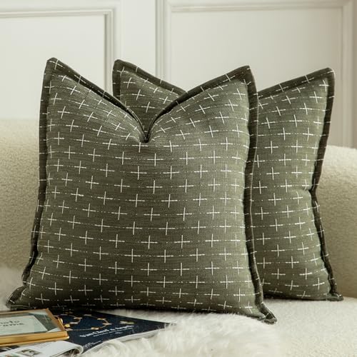 Mandioo 2er Set Kissenbezug Hanftuch Weben Textur Modern Bauernhaus Kissenbezüge Kissenhülle Dekorieren Zierkissenbezug Sie Wohnzimmer Sofa Schlafzimmer Bett 40x40cm Olivgrün Mandioo 2er Set Kissenbezug Hanftuch Weben Textur Modern Bauernhaus Kissenbezüge Kissenhülle Dekorieren Zierkissenbezug Sie Wohnzimmer Sofa Schlafzimmer Bett 40x40cm Olivgrün von Mandioo