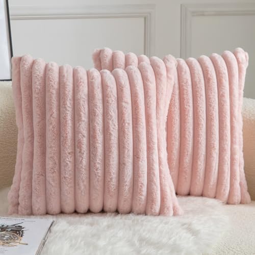 Mandioo 2er Set Kissenbezug gestreiftes Künstlich Pelz Superweich Kissen Flauschig Modern Kissenhülle Deko Sofa Wohnzimmer Schlafzimmer Kissenbezüge 60 x 60 cm Rosa von Mandioo