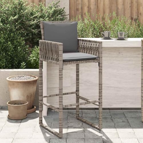 Mandloder Garten Barhocker Set 2er, Grau Poly Rattan mit Kissen, Hochlehner Stühle für Outdoor Möbel, UV-beständig, robust, wetterfest und pflegeleicht, ideal für Balkon & Terrasse Mandloder Garten Barhocker Set 2er, Grau Poly Rattan mit Kissen, Hochlehner Stühle für Outdoor Möbel, UV-beständig, robust, wetterfest und pflegeleicht, ideal für Balkon & Terrasse von Mandloder