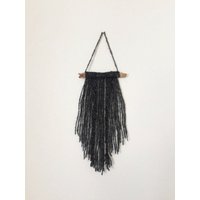 Uma - Small Wool Wall Hanging/Kleine Wolle Wand Tenture von ManeaCreations