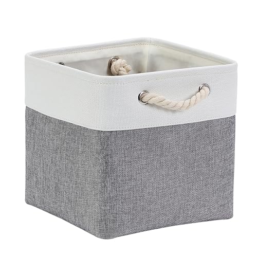 Mangata Aufbewahrungsbox Stoff 25x25x25 cm, aufbewahrungskorb Grau Weiß, Korbe Stoff in Würfel für Schrank, Regal, und Kleidung (Faltbare, 1er Pack) von Mangata