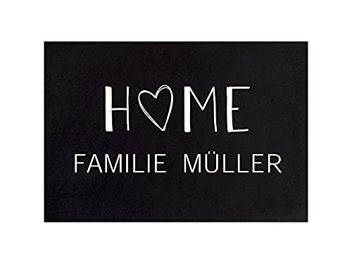 Personalisierte Fußmatte | Fußmatte Familie personalisiert | Fußmatte für Paare & Familien | Heimathafen | Herz im Home (Home #2) von Manilu