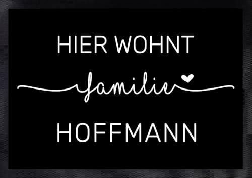 Personalisierte Fußmatte | Fußmatte Familie personalisiert | Fußmatte für Paare & Familien | Heimathafen | Herzdesign (Hier wohnt) von Manilu