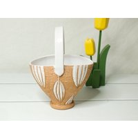 Italien Keramik Korb Vase von MannHandledVintage