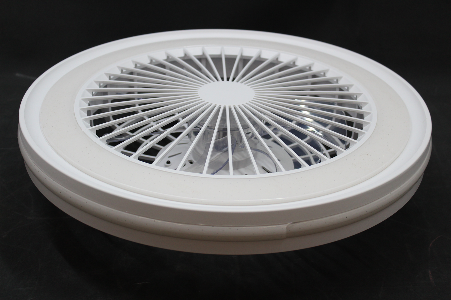 Mantra Iluminación Led Deckenventilator Gamer Weiß Dc Leise ø 47 Cm Siehe Text B-Ware von Mantra Iluminación