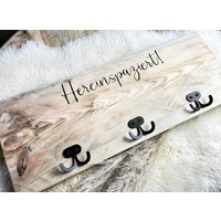 Upcycling Garderobe Hereinspaziert Upcycling Garderobe Hereinspaziert von ManufaktLIEBENSWERT