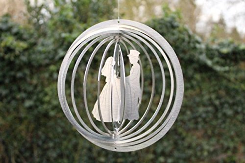 Manufaktur-Lichtbogen Edelstahl Windspiel Kreis Brautpaar - Hochzeitsgeschenk - 19 cm von Manufaktur-Lichtbogen