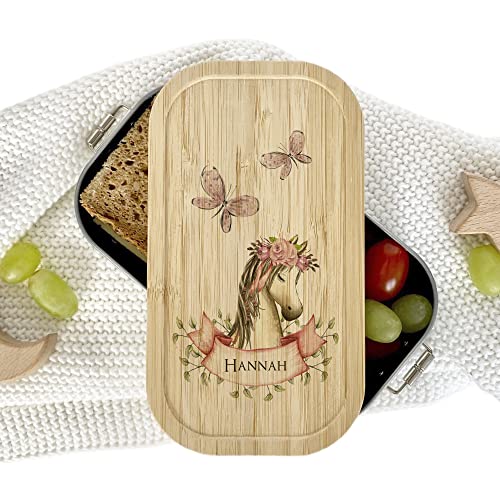 Manufaktur Liebevoll Brotdose mit Namen Pony | Vesperdose personalisiert Kinder | Brotdose Pony | Brotdose Kinder personalisiert | Brotbox Pony Manufaktur Liebevoll Brotdose mit Namen Pony | Vesperdose personalisiert Kinder | Brotdose Pony | Brotdose Kinder personalisiert | Brotbox Pony von Manufaktur Liebevoll