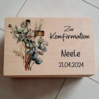 Erinnerungskiste Konfirmation Erinnerungsbox Mit Kreuz Blumen Personalisiert von ManufakturHerzlich