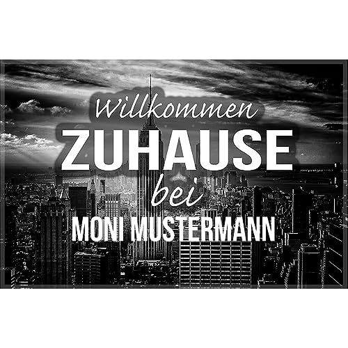 Manutextur Fußmatte mit Namen - Motiv Willkommen Zuhause NYC - viele Daheim-Motive - Schmutzfangmatte personalisiert - Größe 50x80 cm - persönliches & individuelles Geschenk von Manutextur