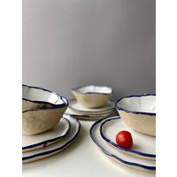 Modernes Geschirr Set Für 4 Personen | 12 Teile, Steinzeug Snack/Dessertteller Und Suppenschüssel Servierkeramik Art Bymanya von ManyaMadeStudio