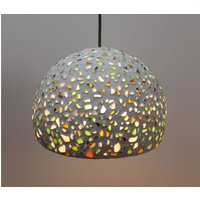 Pendelleuchte Aus Pappmaché Mit Seeglas - Recyceltes Weißes Papier Echtes Glas Handgefertigt 30 cm/12 Zoll Durchmesser von Mapetie